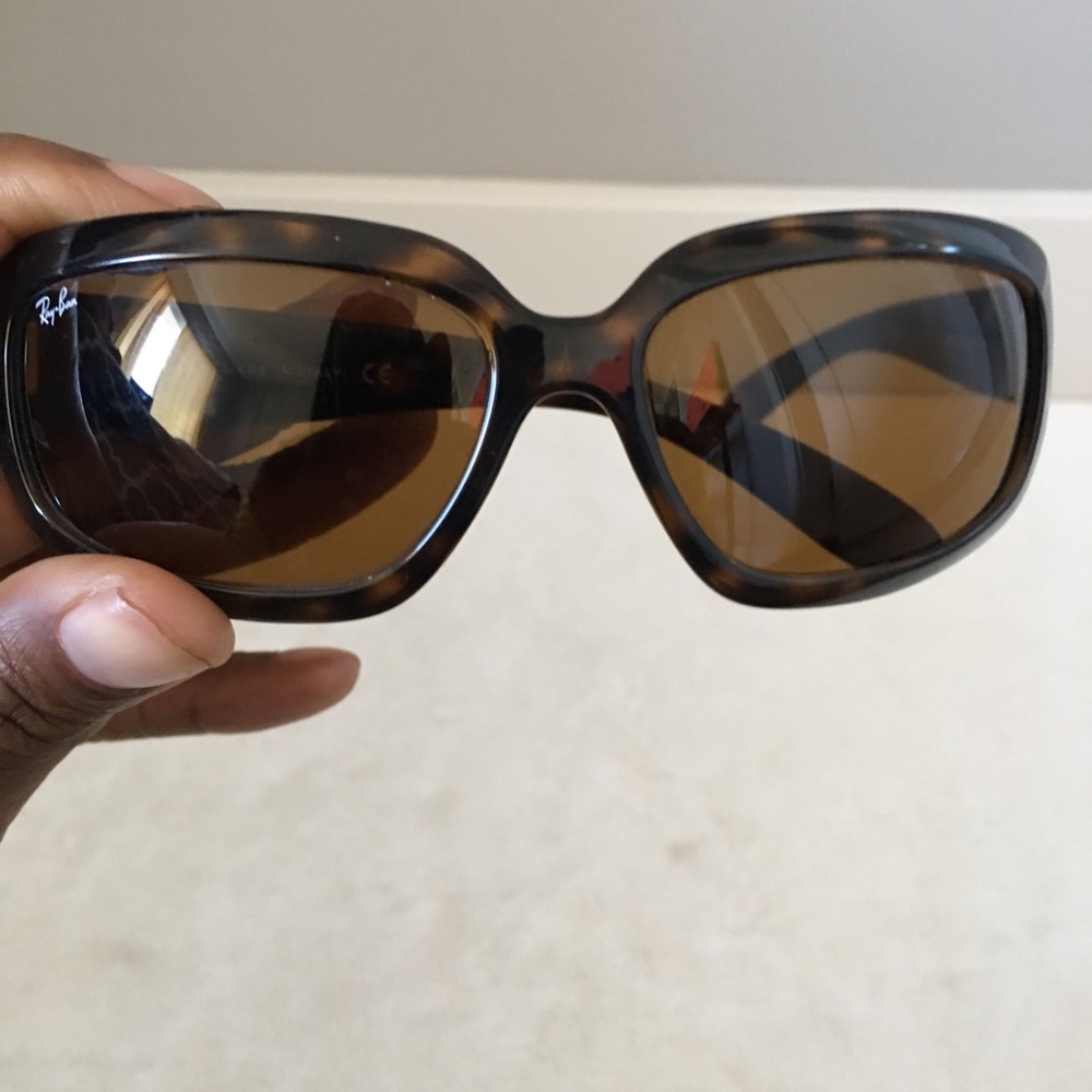 Tortoise color Ray bans